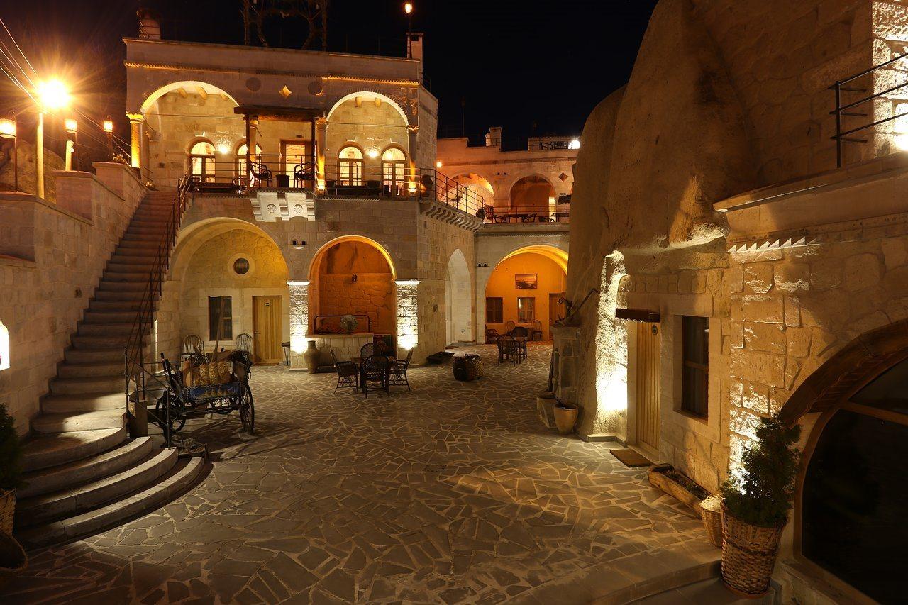 Mahzen Cave Hotel Ortahisar Exterior photo