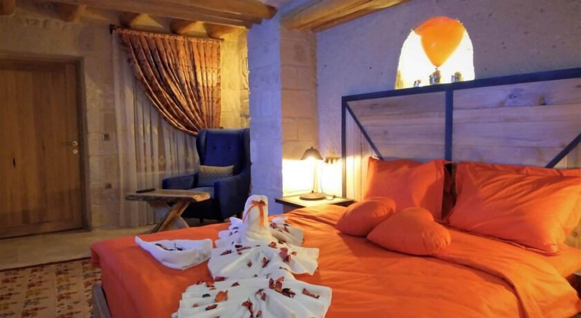 Mahzen Cave Hotel Ortahisar Exterior photo