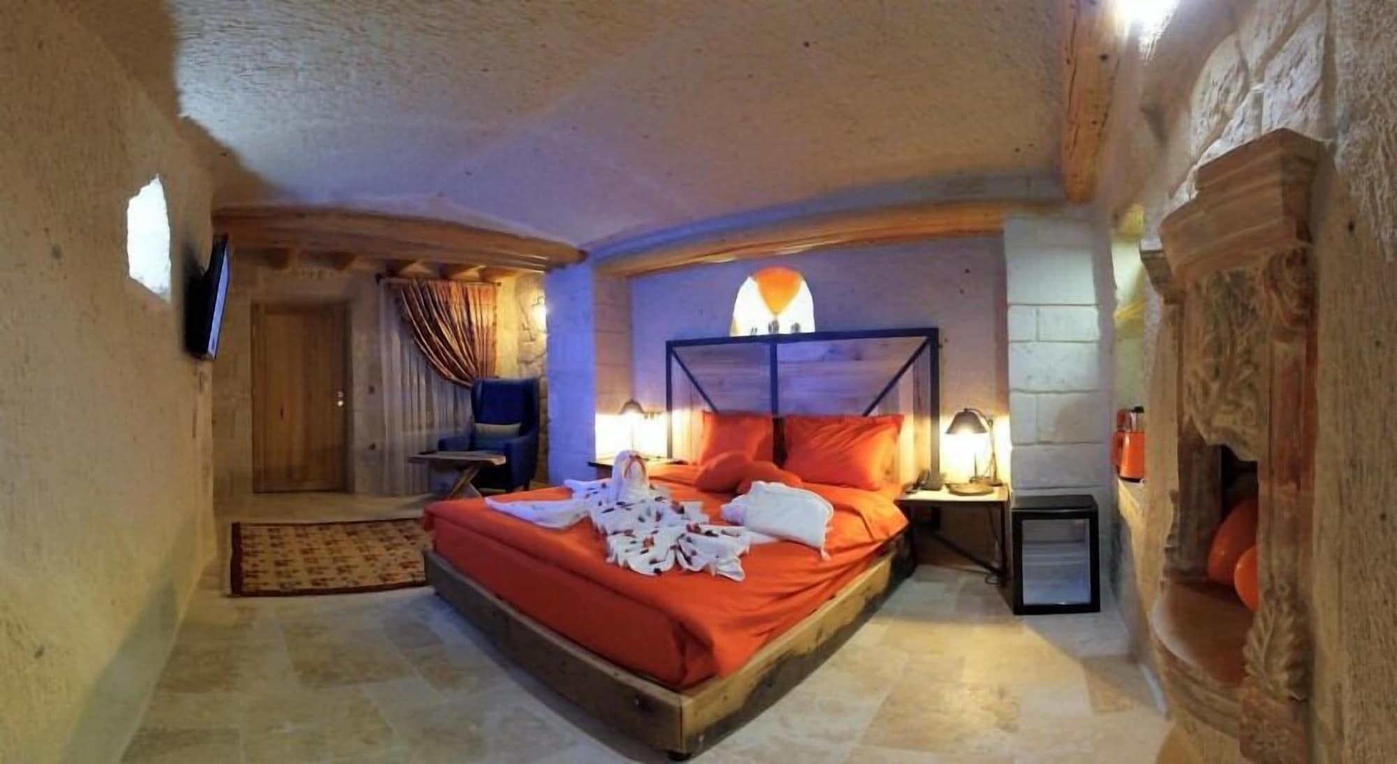 Mahzen Cave Hotel Ortahisar Exterior photo