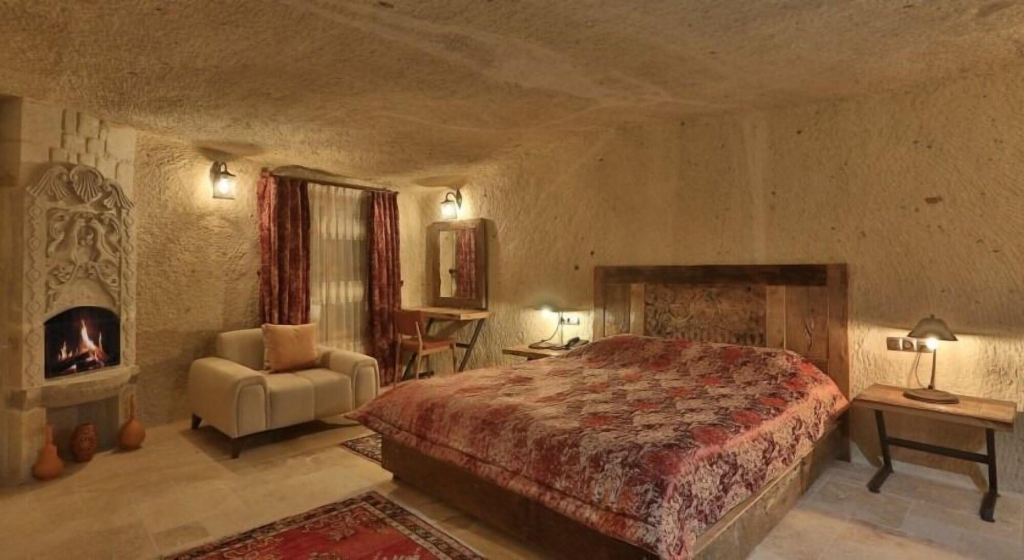 Mahzen Cave Hotel Ortahisar Exterior photo