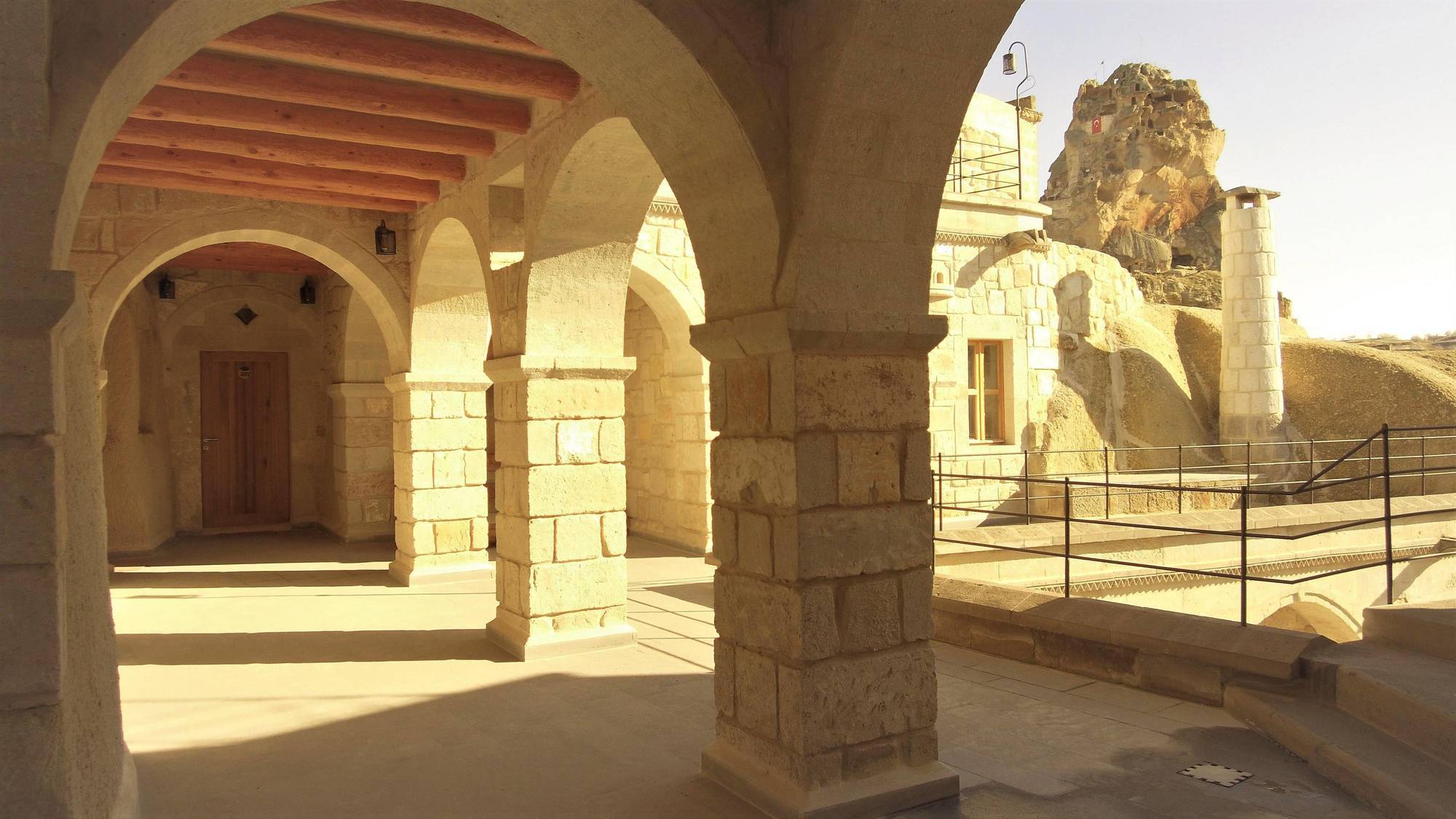 Mahzen Cave Hotel Ortahisar Exterior photo